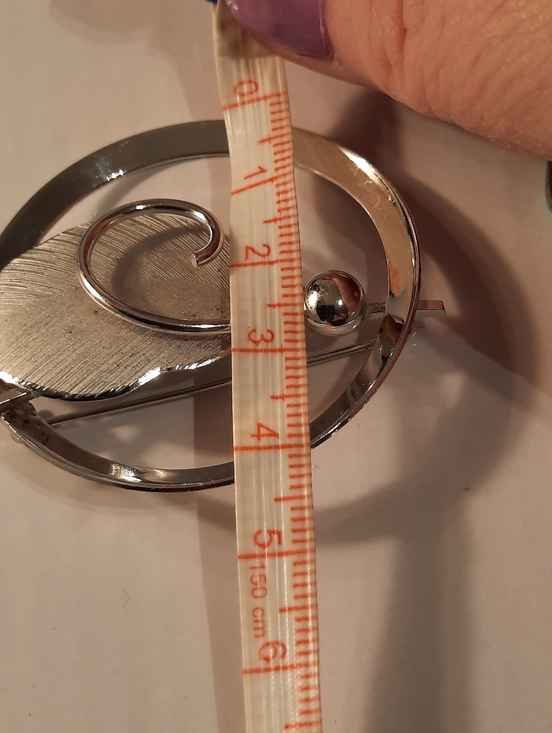 Steeling Silver  Leaf Brooch Pin - Elegant Women’s Jewelry - Picture 6 of 8